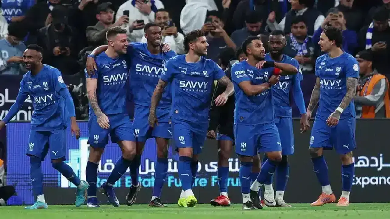 الرياض يدخل في مفاوضات مع الهلال لضم جوهرته